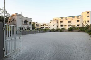 Hotel Ashray Inn Express