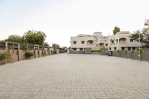 Hotel Ashray Inn Express