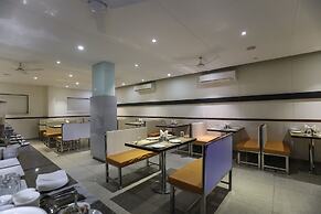 Hotel Ashray Inn Express