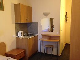 Rinaldi na Grecheskom