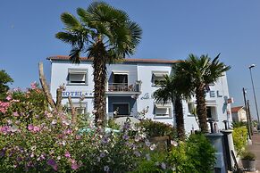 Hotel La Roseraie