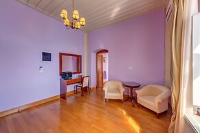 Apollonion Palace Hotel