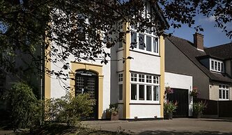 Sandfield Guest House