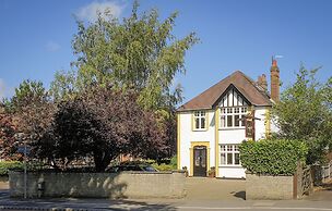 Sandfield Guest House