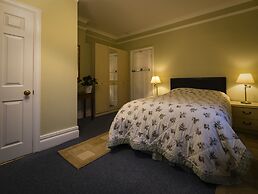 Sandfield Guest House