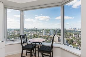 QuickStay - Chic in Yorkville (Yonge & Bloor)