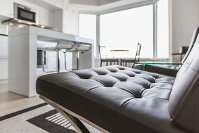 QuickStay - Chic in Yorkville (Yonge & Bloor)