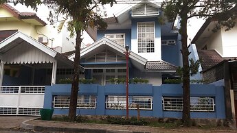 Farmhouse Homestay Jogja
