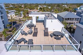 Lookout by Beachside Management