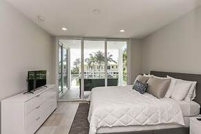 Lookout by Beachside Management