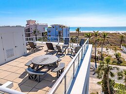 Lookout by Beachside Management