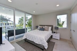 Lookout by Beachside Management