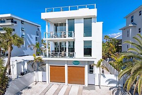 Lookout by Beachside Management