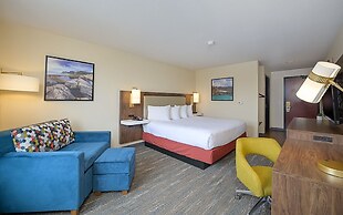 Portlander Inn and Marketplace