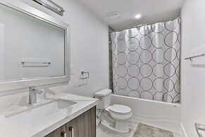 QuickStay - Classy 5brm House in Vaughan