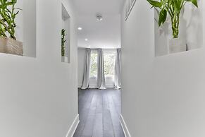 QuickStay - Classy 5brm House in Vaughan
