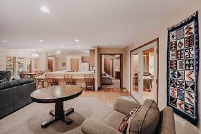 29sl - Hot Tub - Sauna - Bbq - Shuffle Board - Sleeps 11 3 Bedroom Hom