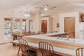 29sl - Hot Tub - Sauna - Bbq - Shuffle Board - Sleeps 11 3 Bedroom Hom