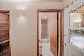 29sl - Hot Tub - Sauna - Bbq - Shuffle Board - Sleeps 11 3 Bedroom Hom