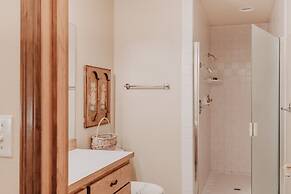 29sl - Hot Tub - Sauna - Bbq - Shuffle Board - Sleeps 11 3 Bedroom Hom