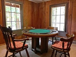 41sw - Sauna - Wifi - Fireplace - Sleeps 8 3 Bedroom Home by Redawning