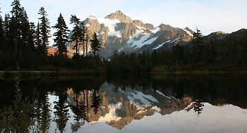 37sll - Economical - Convenient - Kitchenette - Sleeps 2 1 Bedroom Con