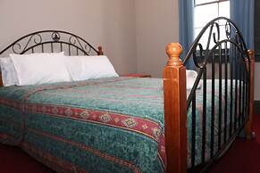 Bayview Hotel Batemans Bay