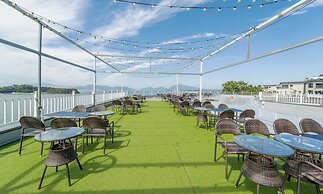 Arte Resort Spa & Pool Villa