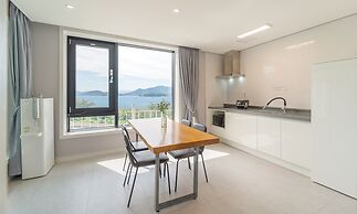 Arte Resort Spa & Pool Villa