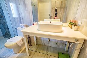 Karon Butterfly Residence