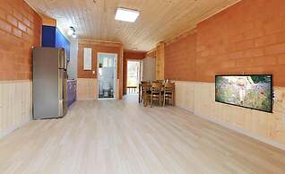 Rainbow Hwangto Pension