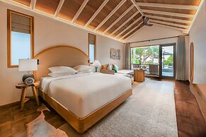 NH Collection Maldives Reethi Resort