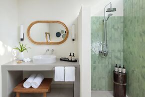 NH Collection Maldives Reethi Resort