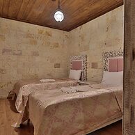 Elevres Stone House Hotel - Special Class