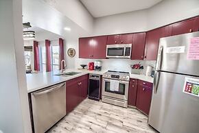 Wine & Dine IC 309 2 Bedroom Condo by RedAwning