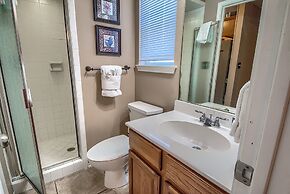 Chateau Relaxeau  Ww D302 2 Bedroom Condo by RedAwning