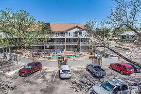 Chateau Relaxeau  Ww D302 2 Bedroom Condo by RedAwning