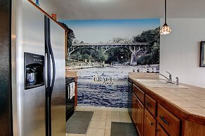 Gracelanda Ww C302 1 Bedroom Condo by RedAwning