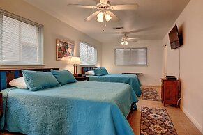 Gracelanda Ww C302 1 Bedroom Condo by RedAwning