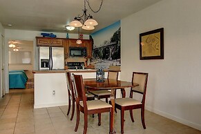 Gracelanda Ww C302 1 Bedroom Condo by RedAwning