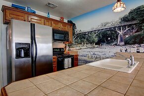 Gracelanda Ww C302 1 Bedroom Condo by RedAwning