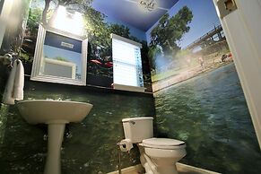 Gracelanda Ww C302 1 Bedroom Condo by RedAwning