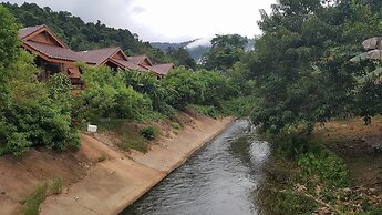 Khaosok Rainforest Resort