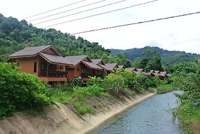 Khaosok Rainforest Resort
