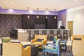 La Quinta Inn & Suites by Wyndham Atlanta South - McDonough
