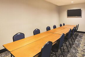 La Quinta Inn & Suites by Wyndham Atlanta South - McDonough