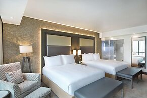 Legend Hotel Lagos Airport, Curio Collection by Hilton