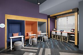 Tru by Hilton Savannah Midtown, GA