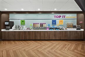 Tru by Hilton Savannah Midtown, GA