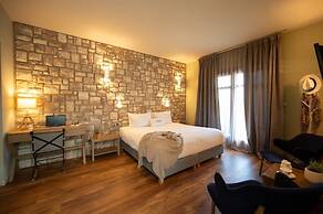 Rouista Tzoumerka Resort